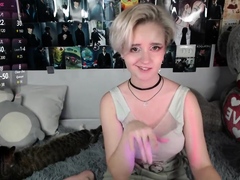 Amateur Webcam Chick Masturbates On Webcam More At