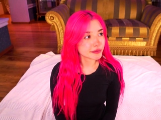 Young amateur teen in solo masturbation getting kinky