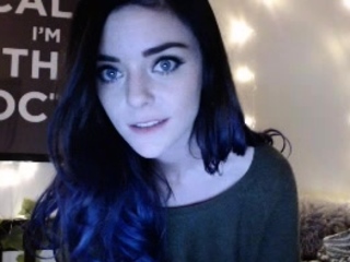 Tattoed Amateur Webcam Girl Hot Dildo Action Masturbation